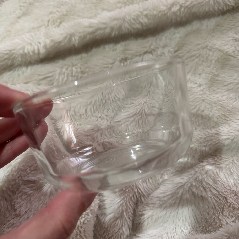 Pyrex Glass Bowl - Picture 3 of 3